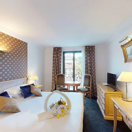 Sun Riviera Hotel