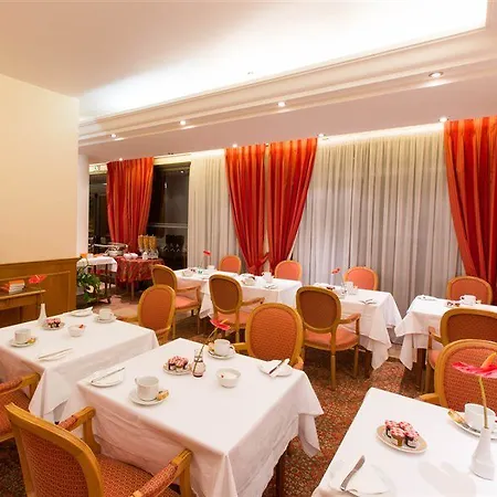 Sun Riviera Hotel