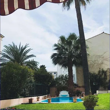 Готель Sun Riviera